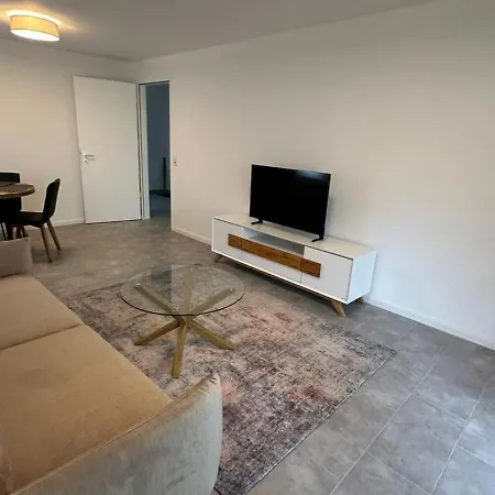 Ruhige Mit Garten Apartment