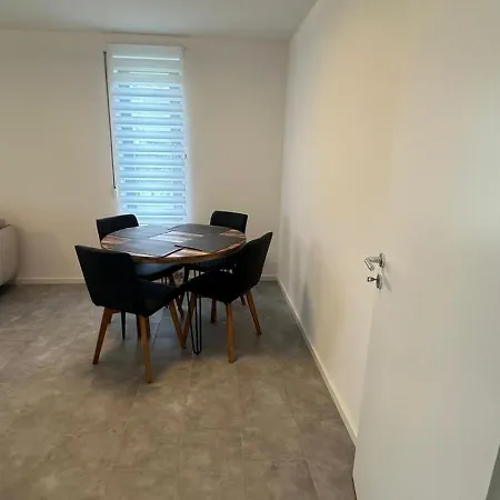Ruhige Mit Garten Apartment *