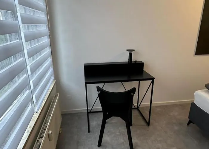 Ruhige Mit Garten Lägenhet